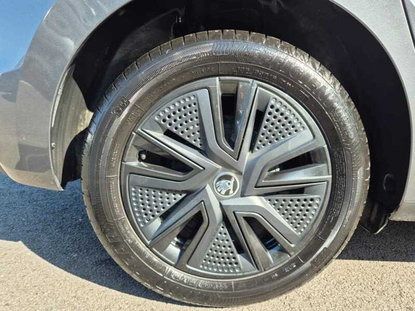 SKODA FABIA 1.0 TSI 110 Colour Edition 5dr