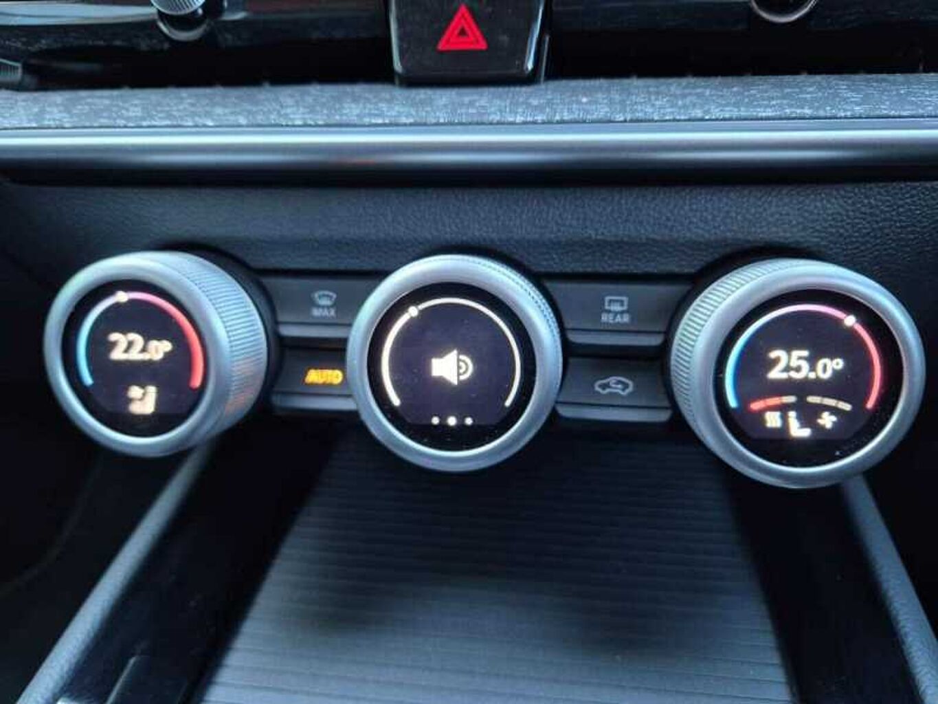 SKODA SUPERB 1.5 TSI e-TEC SE L 5dr DSG