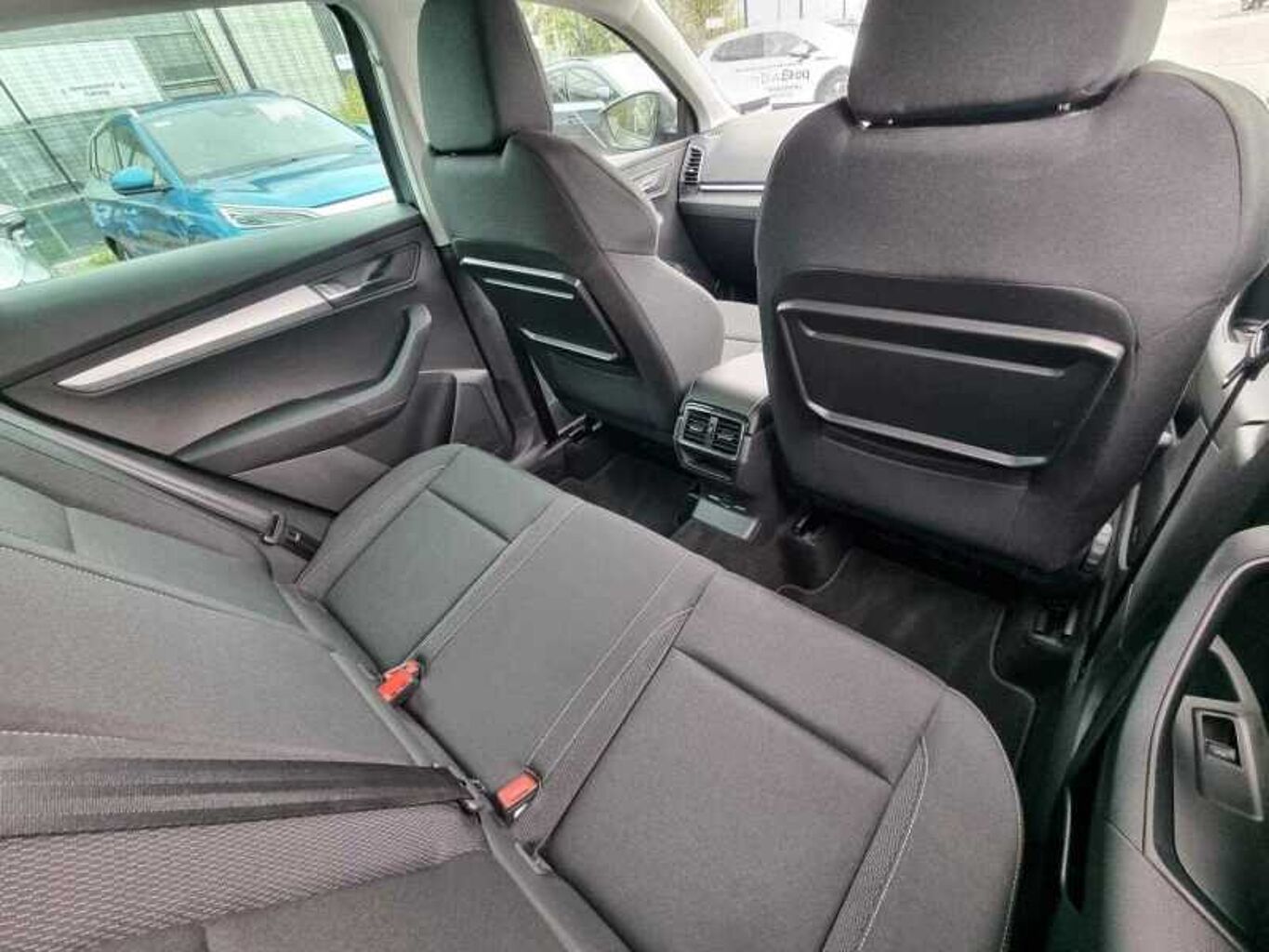 SKODA KAROQ 1.5 TSI SE Drive 5dr DSG