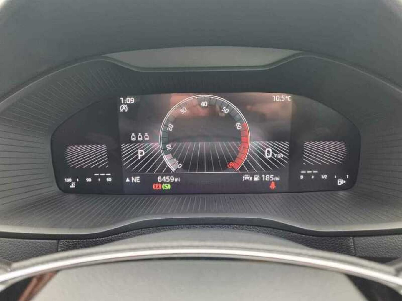 SKODA KAROQ 1.5 TSI SE Drive 5dr DSG