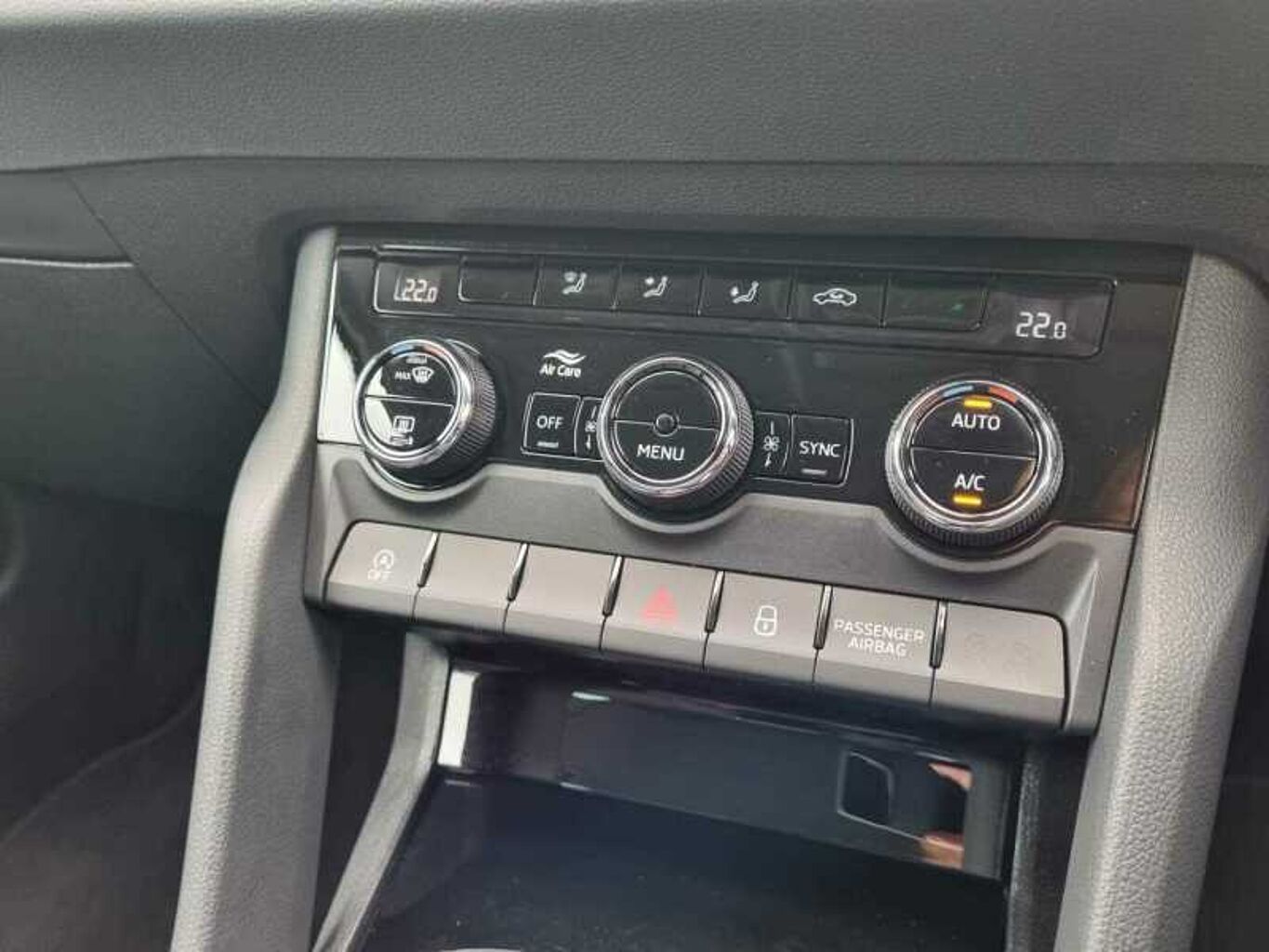 SKODA KAROQ 1.5 TSI SE Drive 5dr DSG