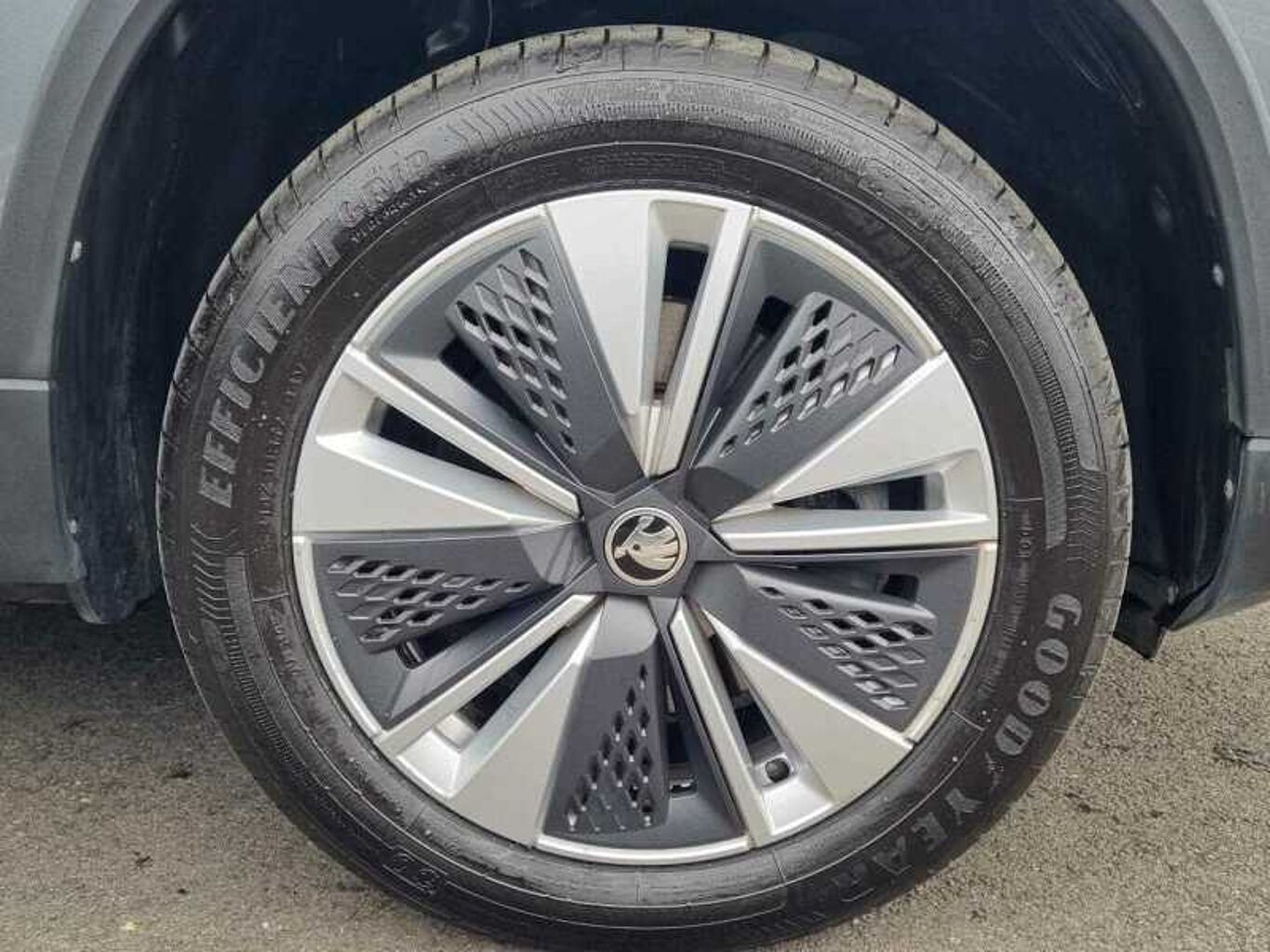 SKODA KAROQ 1.5 TSI SE Drive 5dr DSG