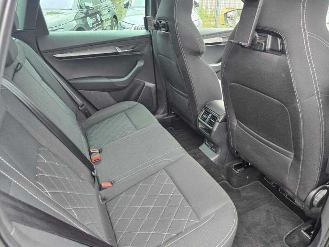SKODA Karoq SUV 1.5 TSI (150ps) SportLine ACT