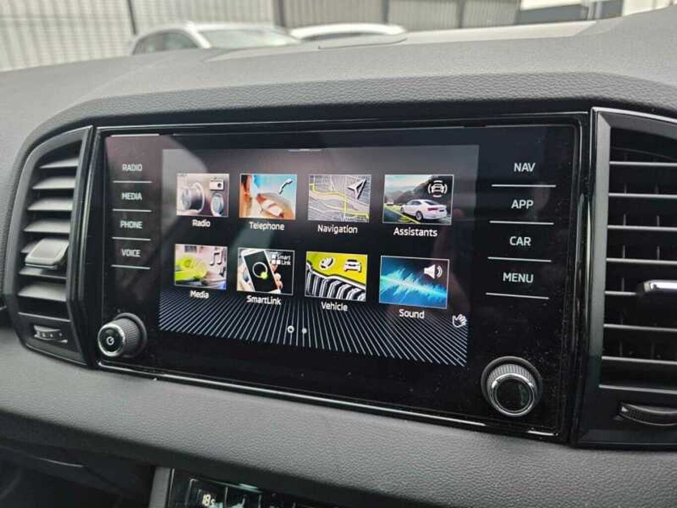 SKODA Karoq SUV 1.5 TSI (150ps) SportLine ACT