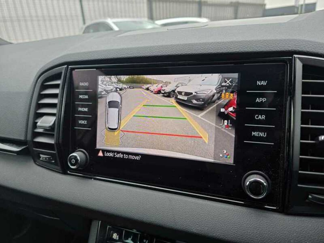 SKODA Karoq SUV 1.5 TSI (150ps) SportLine ACT